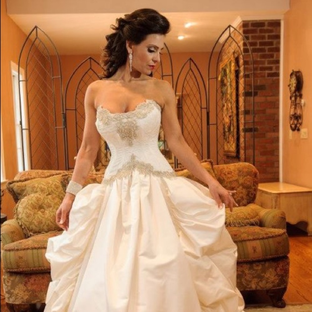 Meet your Posher, Vanessa